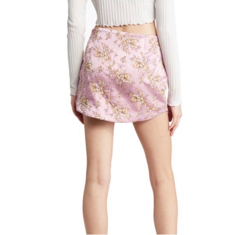 Free People pink embroidered mini skirt - Sz 0 - Picture 3 of 8